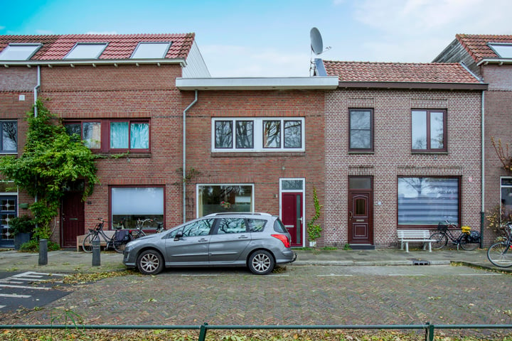 Makassarstraat 31