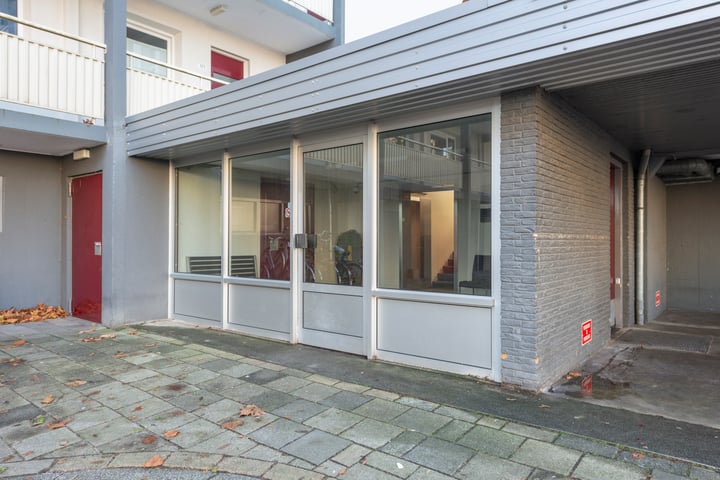 View photo 6 of Sinnigvelderstraat 163