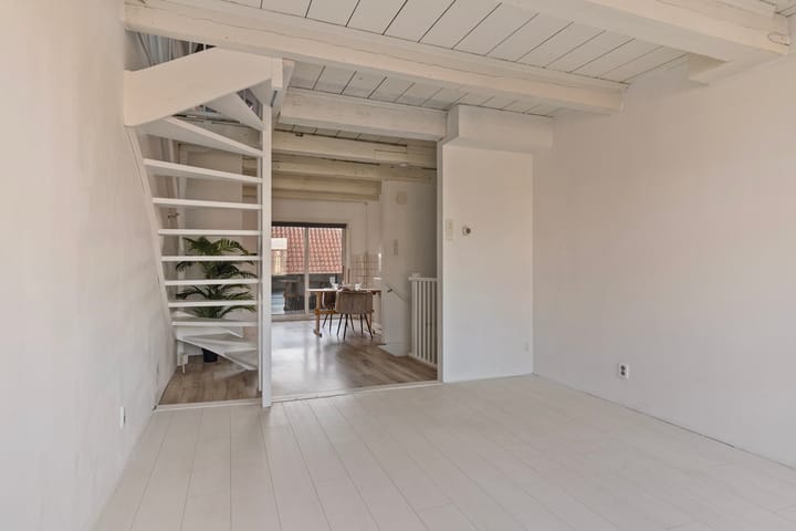 Foto 15 van Westvoorstraat 13