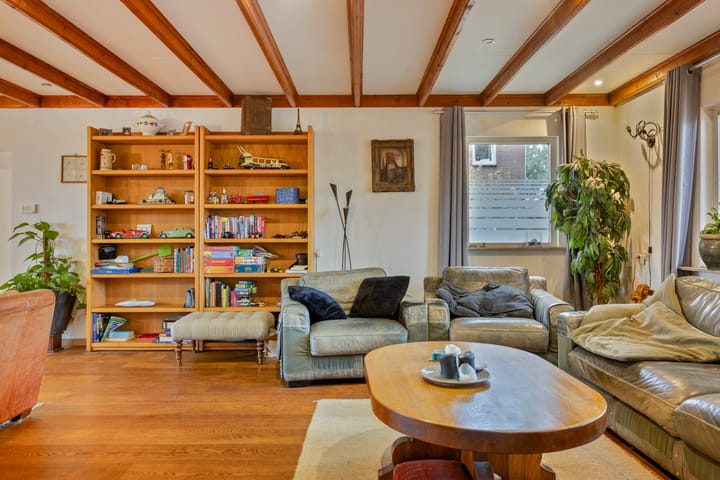 Foto 9 van Comm d Vos v Steenwijklaan 74