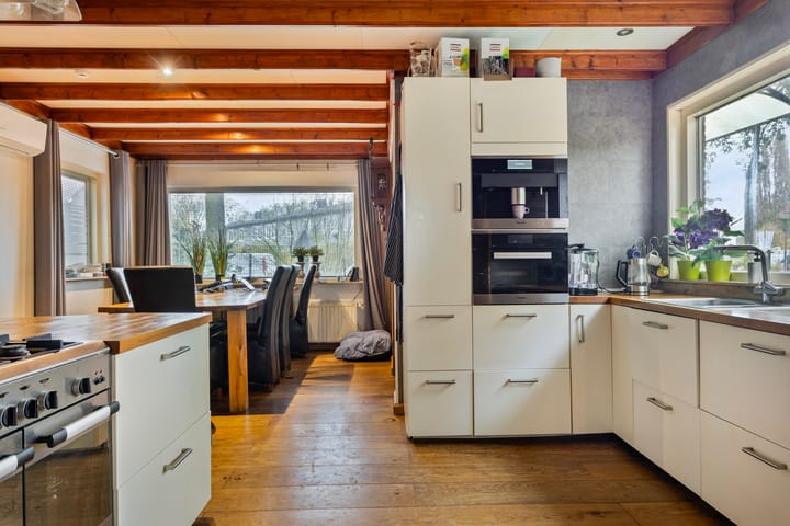 Foto 13 van Comm d Vos v Steenwijklaan 74