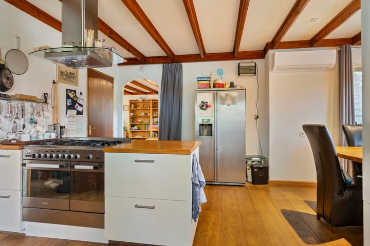 Foto 14 van Comm d Vos v Steenwijklaan 74