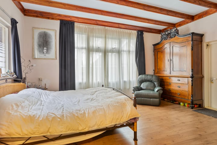 Foto 16 van Comm d Vos v Steenwijklaan 74