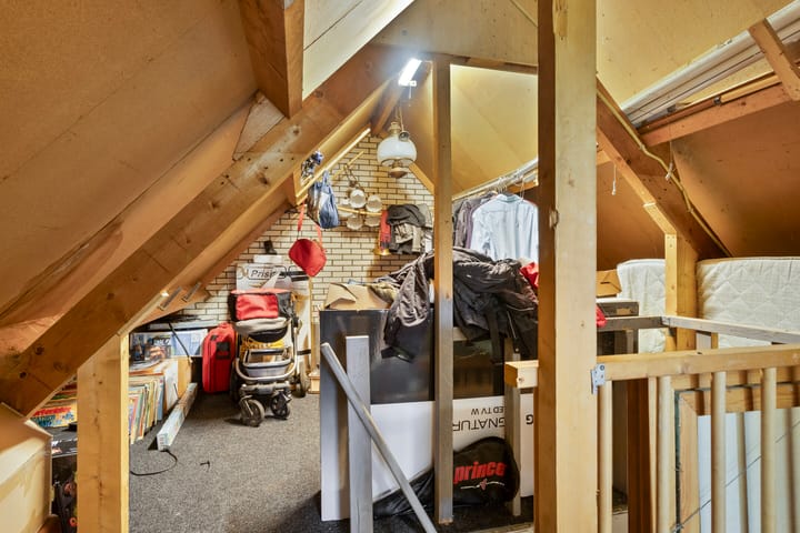 Foto 30 van Comm d Vos v Steenwijklaan 74