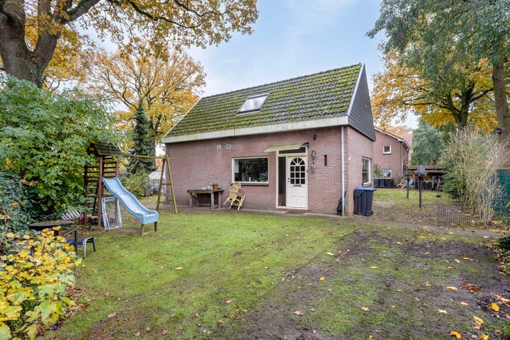 Foto 31 van Comm d Vos v Steenwijklaan 74