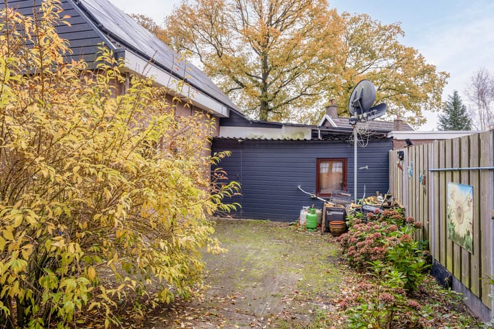 Foto 37 van Comm d Vos v Steenwijklaan 74