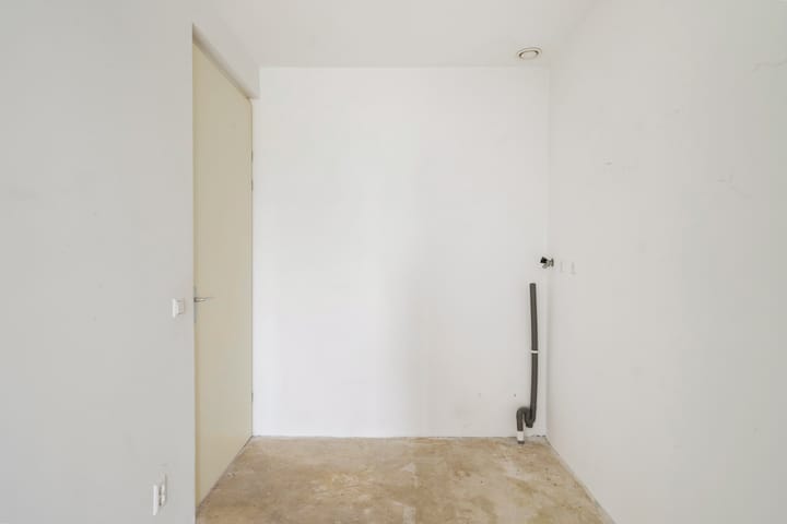 Foto 34 van van Maanenstraat 100