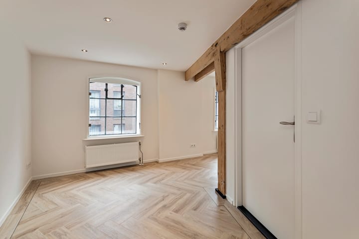 Foto 12 van Raamstraat 59