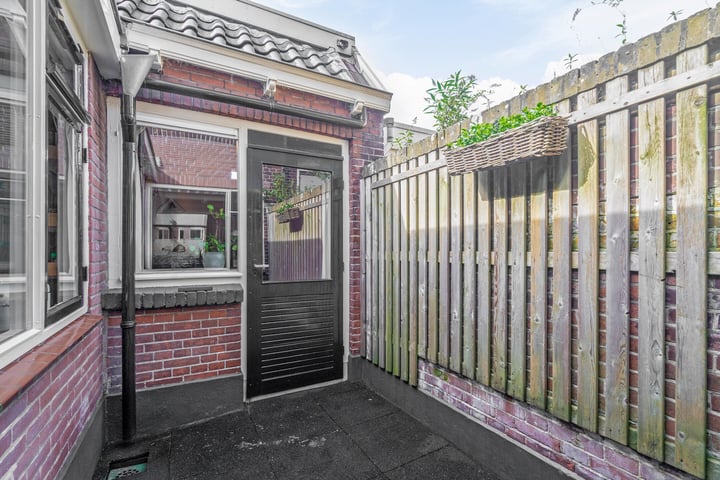 Bekijk foto 33 van Leliestraat 8