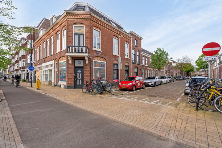 Bekijk foto 41 van Leliestraat 8