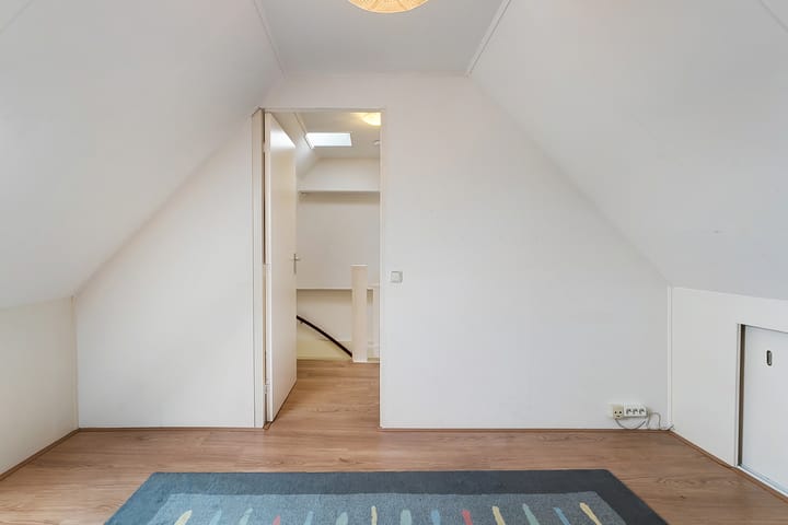 Foto 28 van Van Maanenware 30