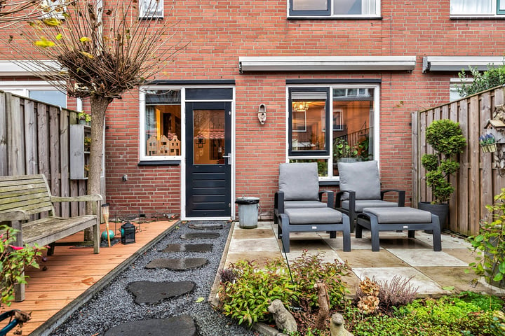 Bekijk foto 33 van Obrechtstraat 3