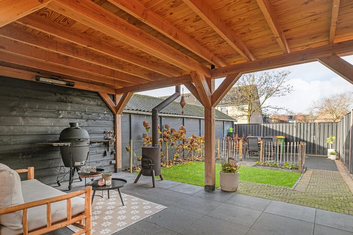 Foto 24 van Oranjestraat 3