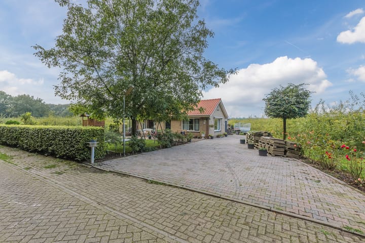 Foto 3 van Loenensestraat 1-A