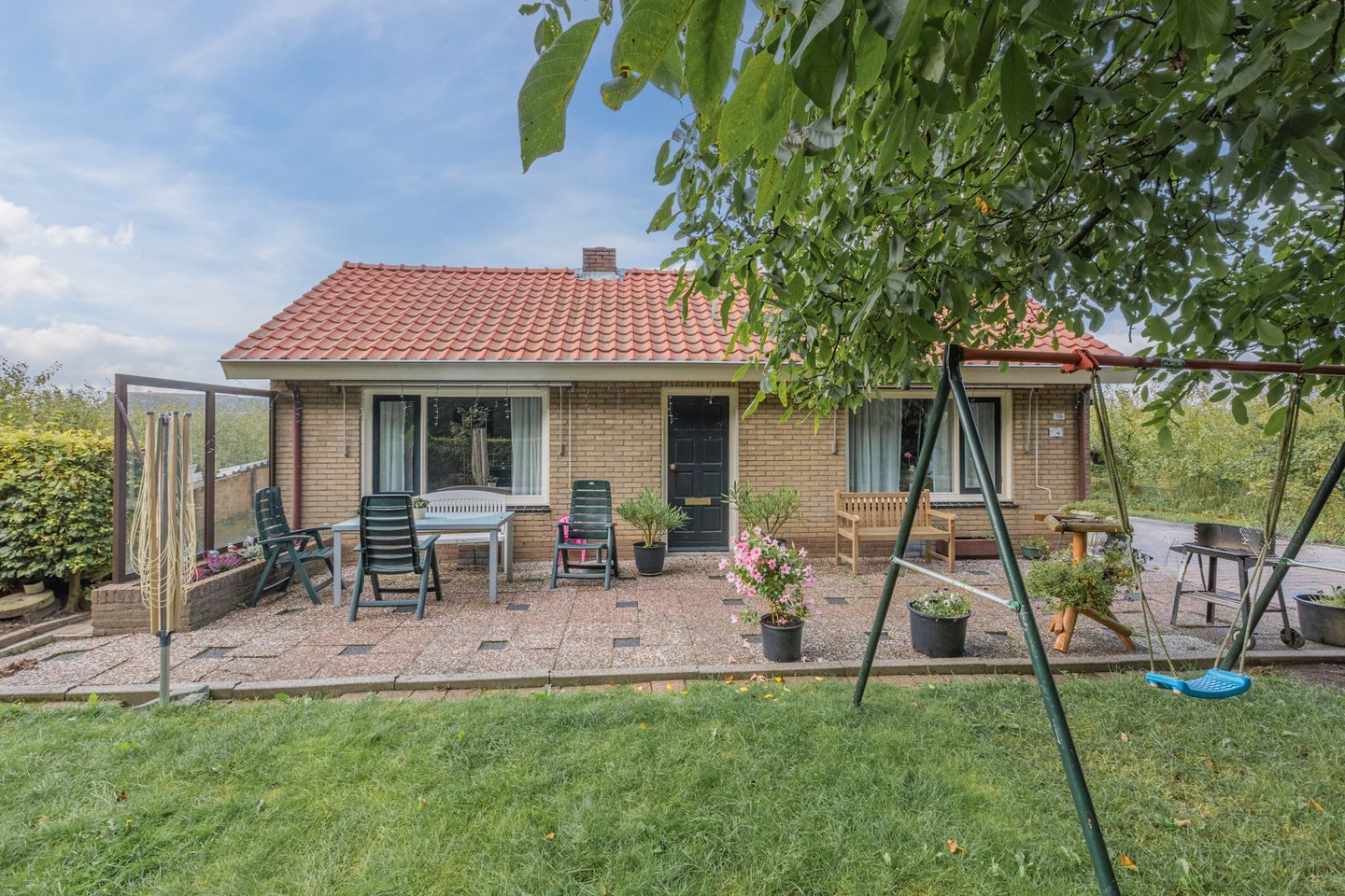 Foto 5 van Loenensestraat 1-A