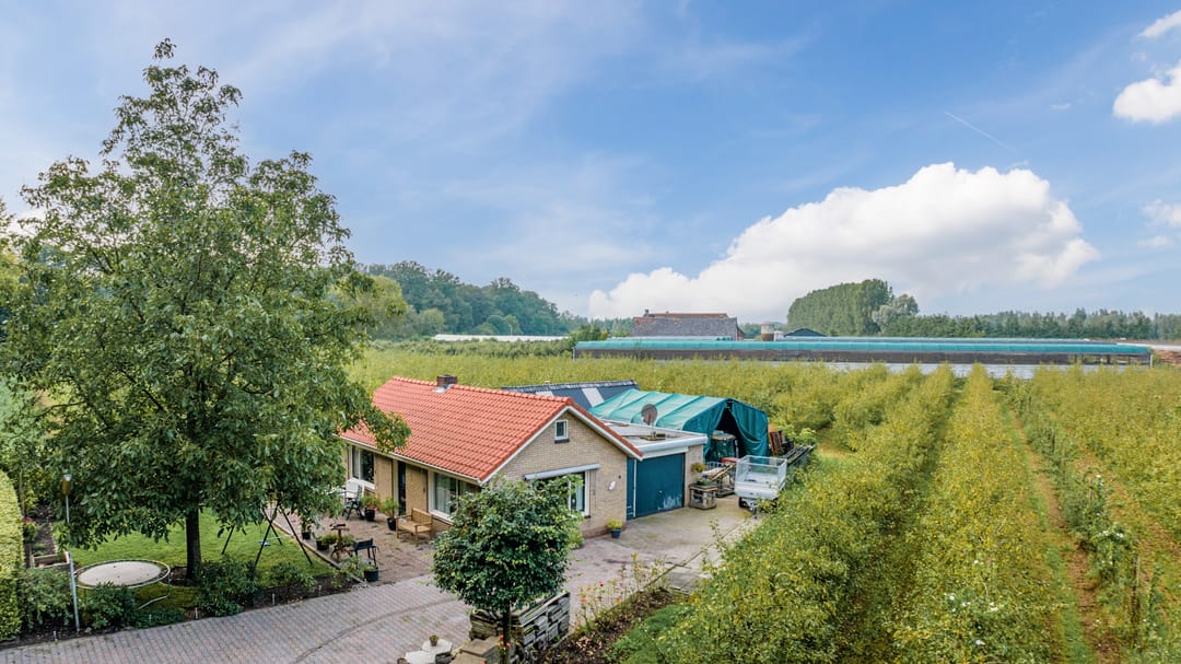 Foto 16 van Loenensestraat 1-A