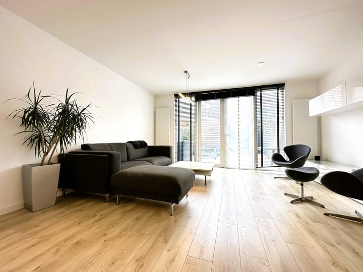 Foto 10 van Tobagostraat 19