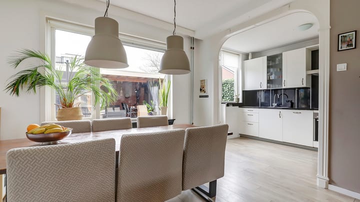 Foto 8 van Roemer Visscherstraat 2