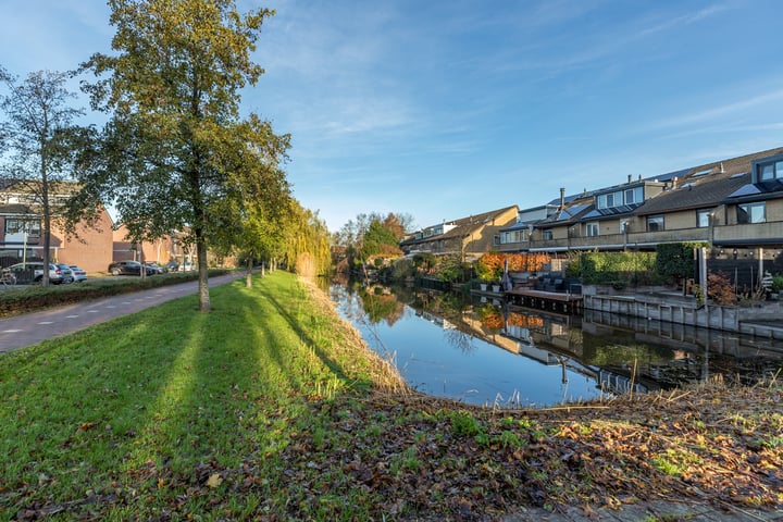 Bekijk foto 34 van Esdoorndreef 75