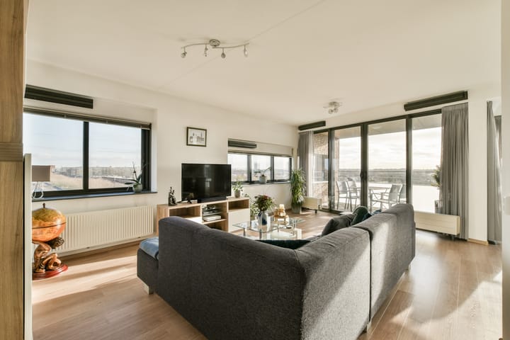 Foto 3 van Sean MacBridestraat 46