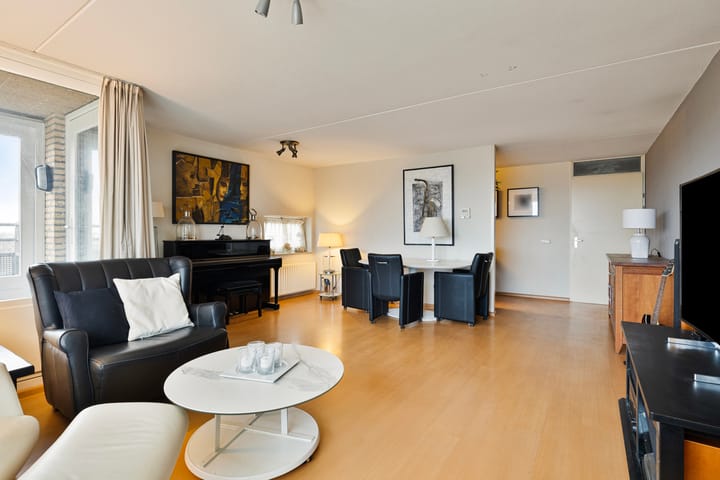 Foto 11 van Oostwal 321