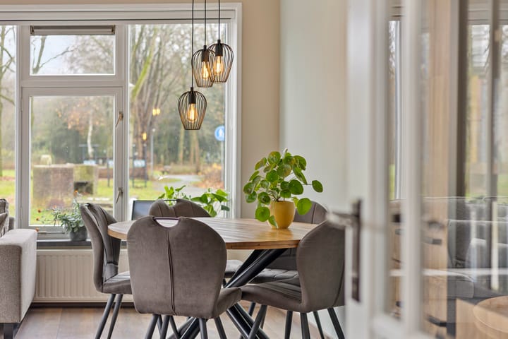 Foto 10 van Stationsweg 7-B