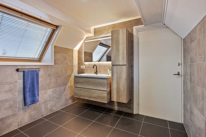 Foto 16 van Stationsweg 7-B