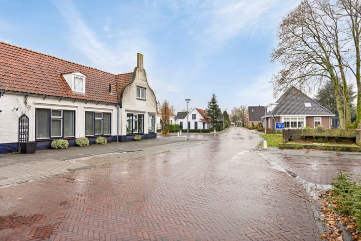 Foto 21 van Stationsweg 7-B