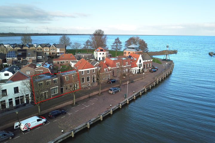 Bekijk foto 1 van Oosterhaven 49