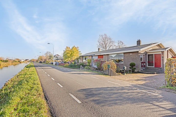 Bekijk foto 1 van Rodenrijseweg 523