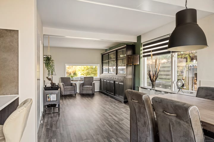 Foto 12 van Zeskanter 102