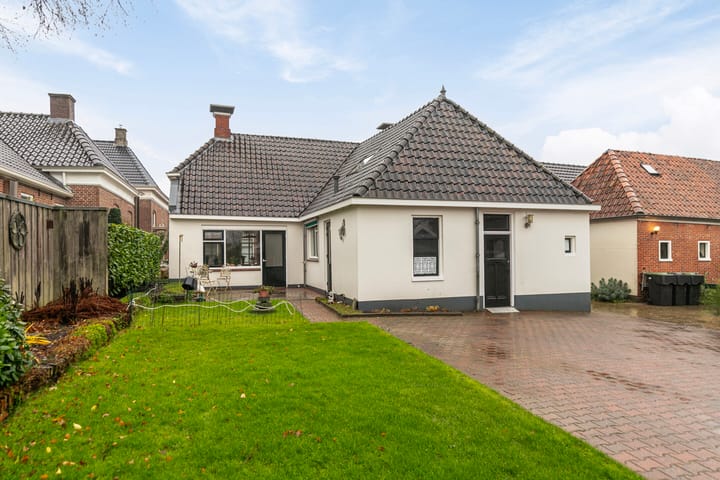 Photo 4 of Hoofdstraat 7