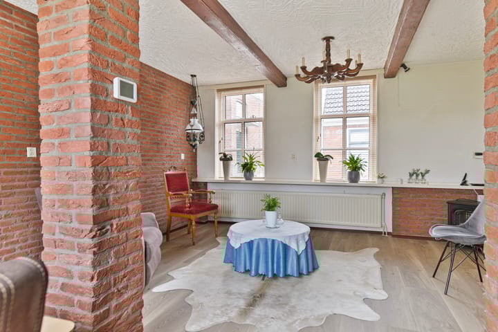 Photo 12 of Hoofdstraat 7