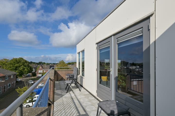 Foto 4 van C.H. Moensstraat 55