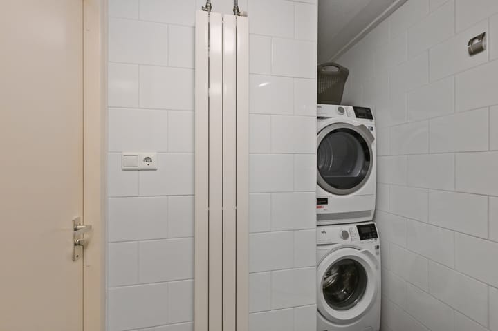 Foto 12 van C.H. Moensstraat 55