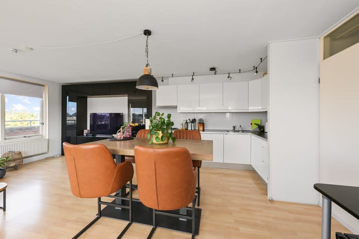 Foto 15 van C.H. Moensstraat 55