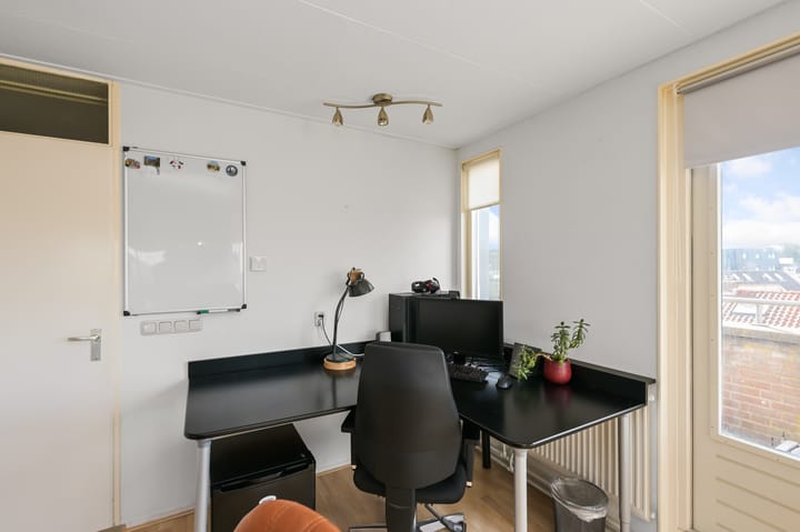 Foto 16 van C.H. Moensstraat 55