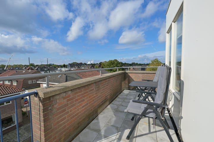 Foto 23 van C.H. Moensstraat 55