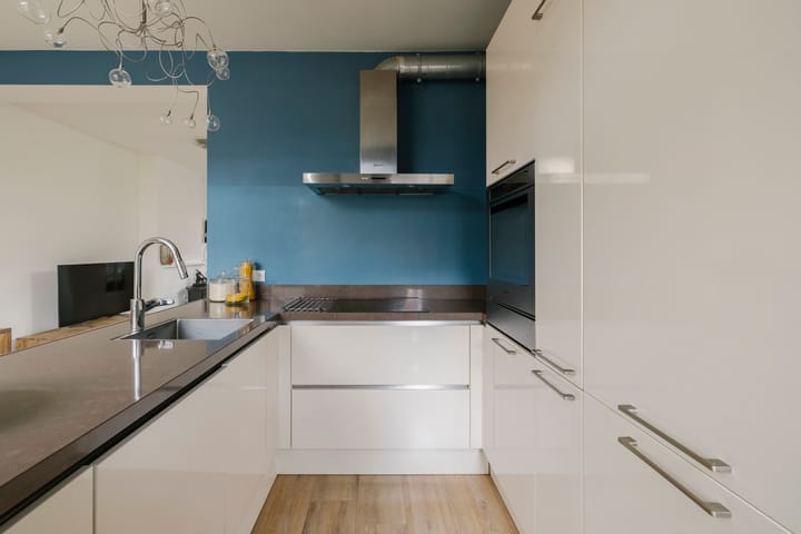 Foto 9 van Van 't Hoffstraat 1