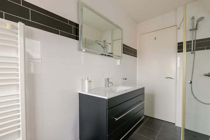 Foto 20 van Van 't Hoffstraat 1