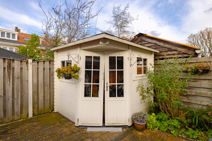 Foto 27 van Van 't Hoffstraat 1