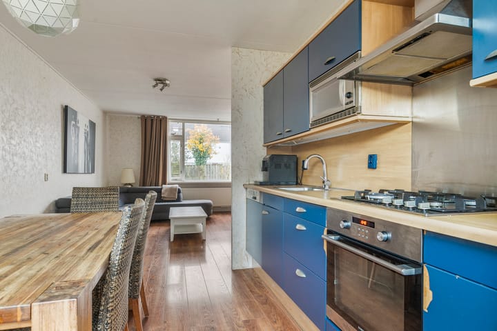 Foto 8 van L.C. van der Vlugtstraat 30