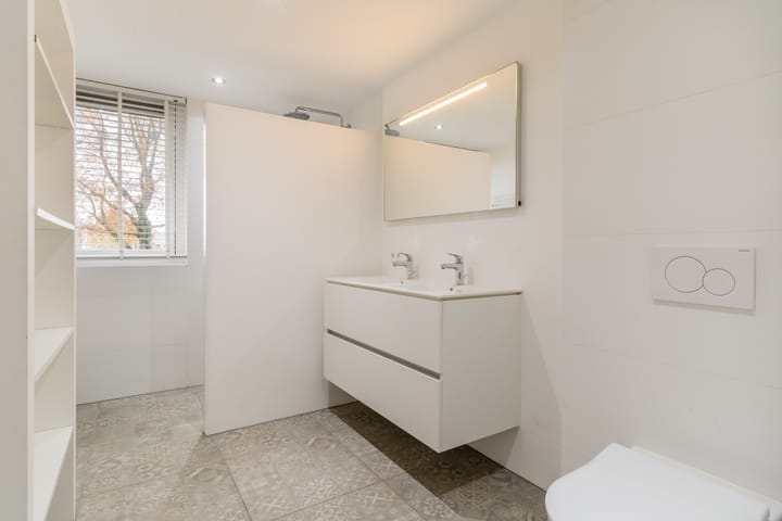 Foto 28 van Marssumstraat 15