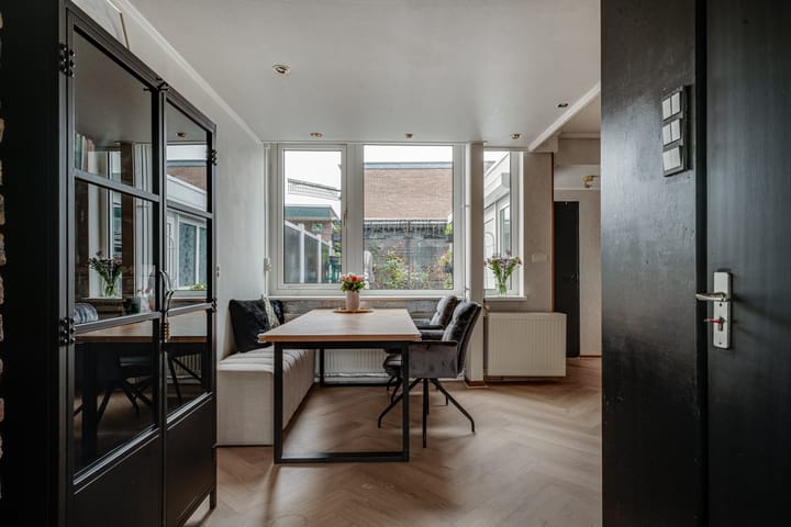 Photo 15 of Pelgromstraat 12