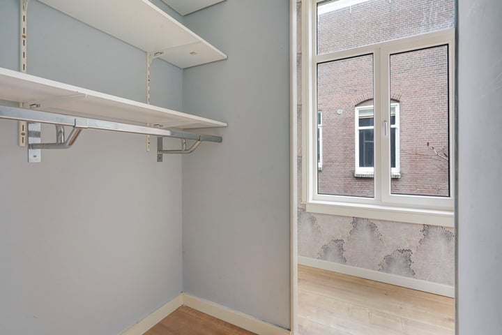 Bekijk foto 30 van Fultonstraat 91