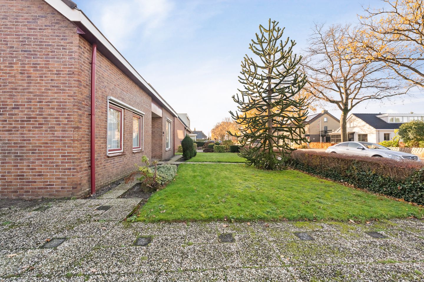 Photo 4 of Burgemeester van Engelenweg 205