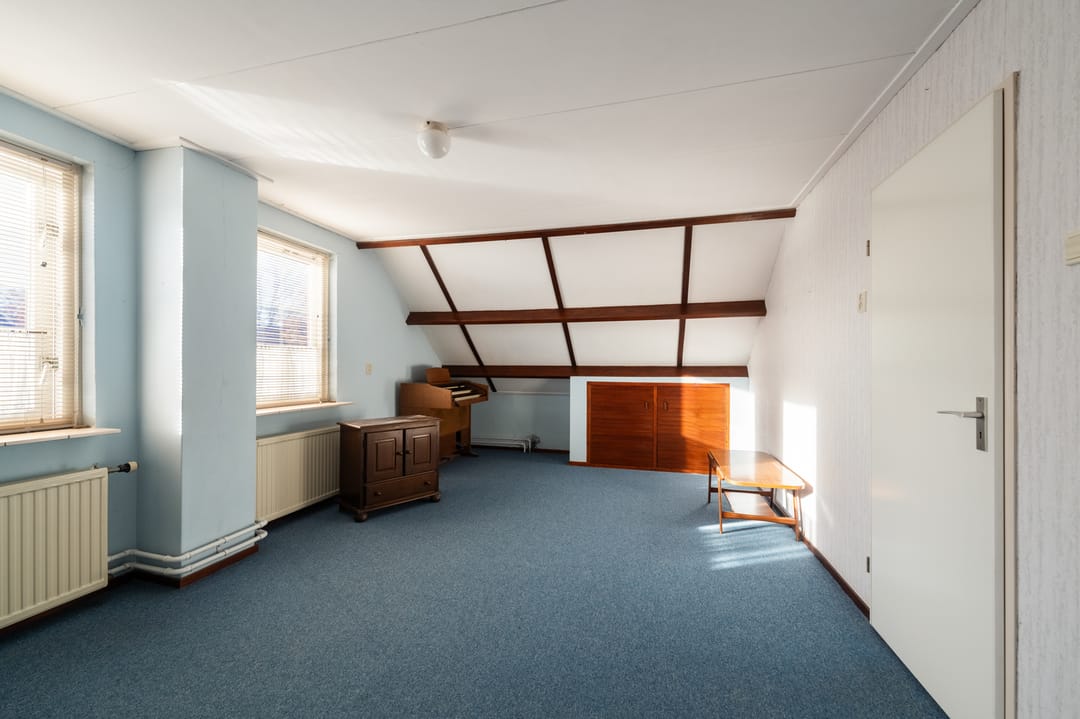 Photo 37 of Burgemeester van Engelenweg 205