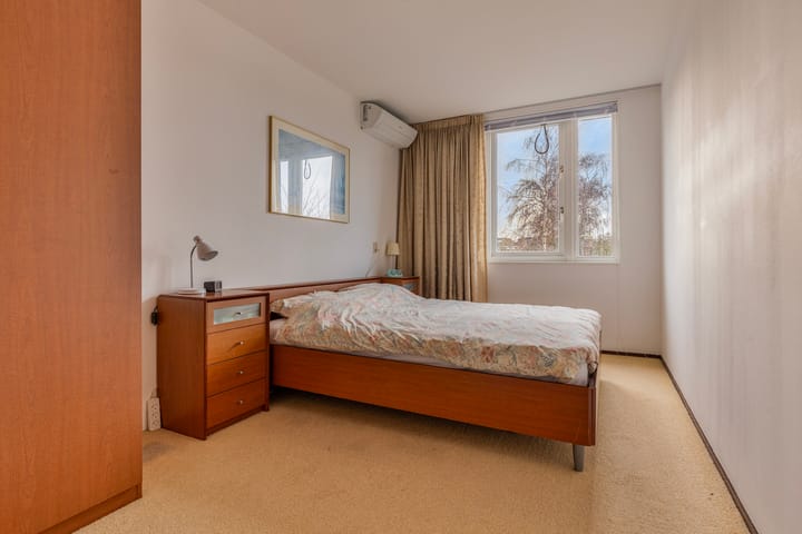 Foto 11 van Veenweidestraat 64