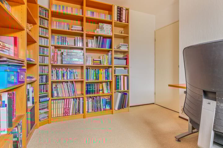 Foto 13 van Veenweidestraat 64