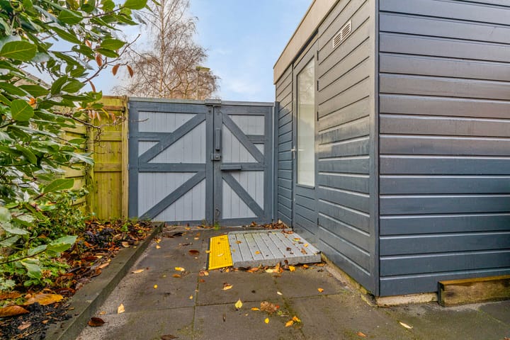 Foto 23 van Veenweidestraat 64